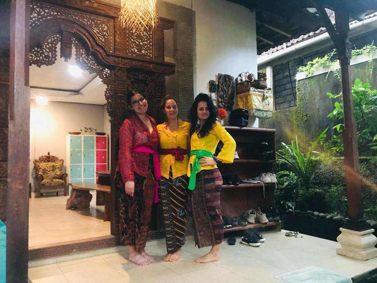 Yasa Backpackers House Pansiyon Ubud Dış mekan fotoğraf