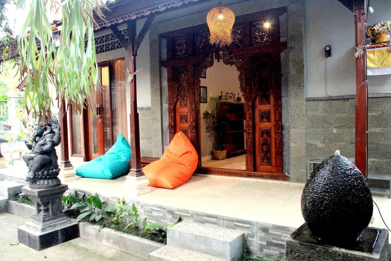 Yasa Backpackers House Pansiyon Ubud Dış mekan fotoğraf